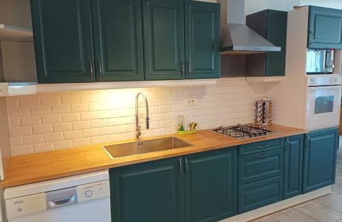 La Maison des Hirondelles, piscine, billard, ping pong, 3 terrasses et jardin - Foto 12