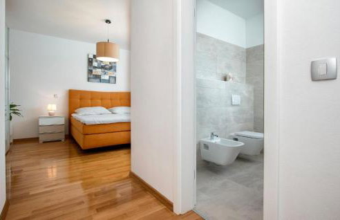 Gorgeous Home In Krmed With Wifi - Foto 18