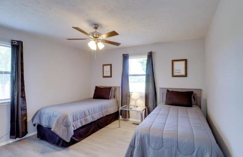 Charming Mountain Home Getaway with Gas Grill! - Foto 18