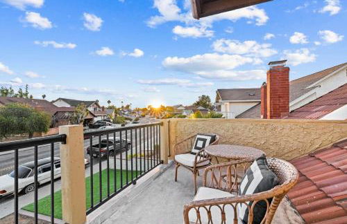 Mira Mesa Family Retreat 4BR with Balcony and Firepit - Photo 74