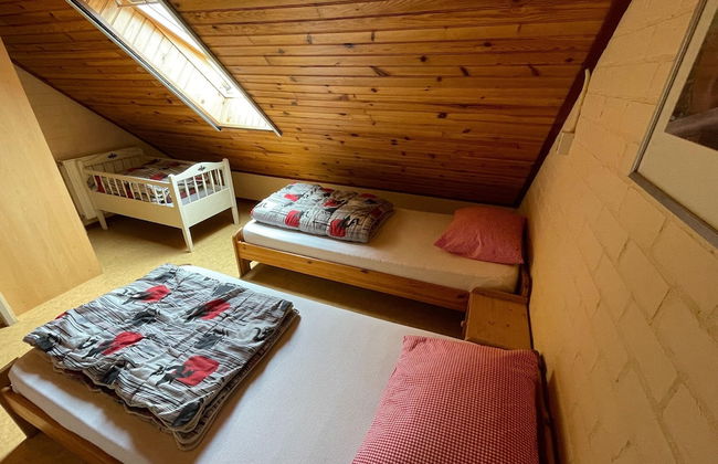 Family Farmhouse With Go-karts - Photo 7