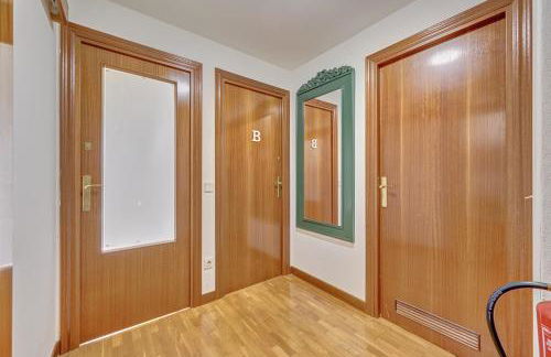 Mirasierra Suites Pamplona - Photo 10