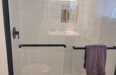 Restoration - Hot Tub, AC, and Great Location! - Foto 45