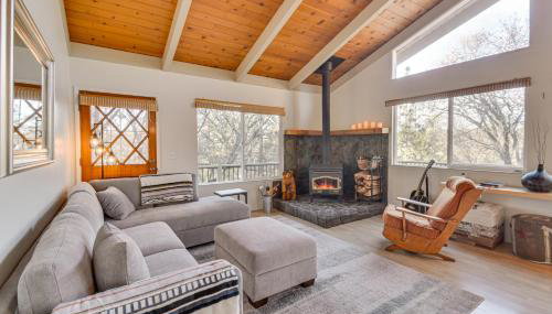 Deck + Fire Pit: Pine Mountain Lake Getaway! - Photo 4