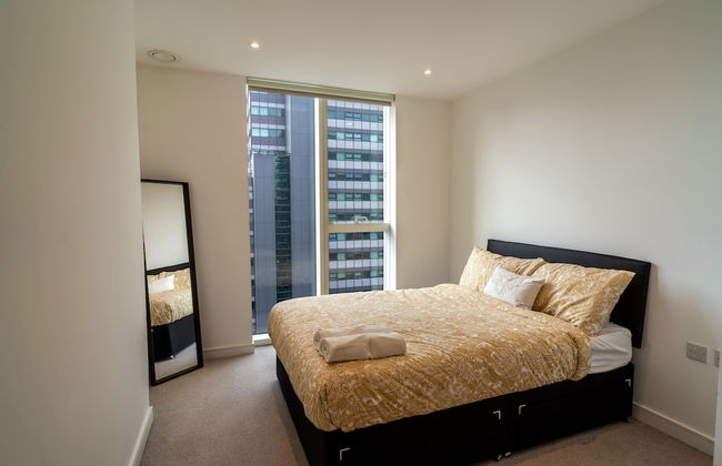 Luxury 2-bed Croydon Apartment Near Gatwick - Photo 5