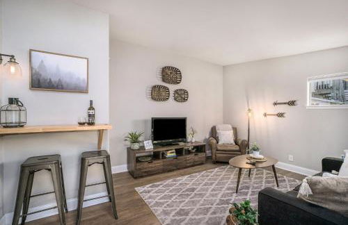 Gorgeous Guest Suite - Walk to Old Town and CSU! - Foto 54