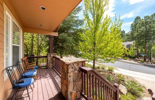 Ponderosa Escape Stunning Location Incredible Game Room Urban Trail System AC EV-charger - Photo 32