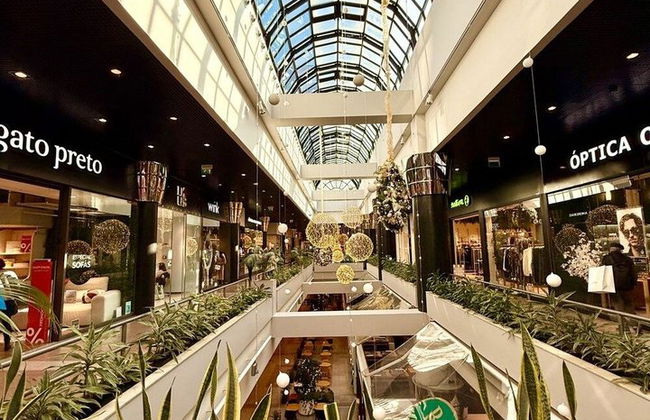 Lisbon Half Day Shopping Tour - Photo 8