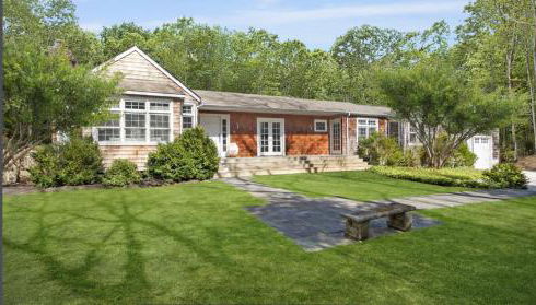 Luxury Sag Harbor Home with Heated Pool & Charm - Foto 2