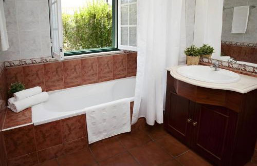 Casa dos Pinheiros - Foto 10