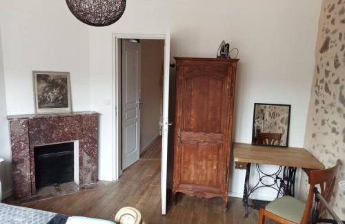Gîte entier plein centre de St Léo, 2 ch, 4 pers - Foto 12