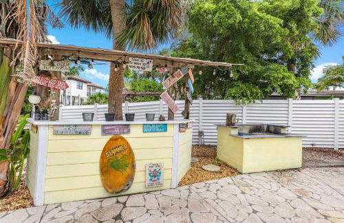 4BR Spacious Paradise - Photo 24