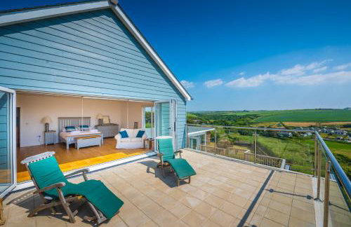 Cornwall Holiday Home with Hot Tub & Sea views - Foto 3