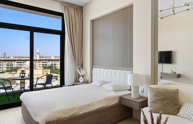 Modern Studio in Residence With Pool gym and Paddl - Photo 2