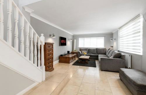 Beautiful Secluded 2 Bedroom Coach House - Foto 25