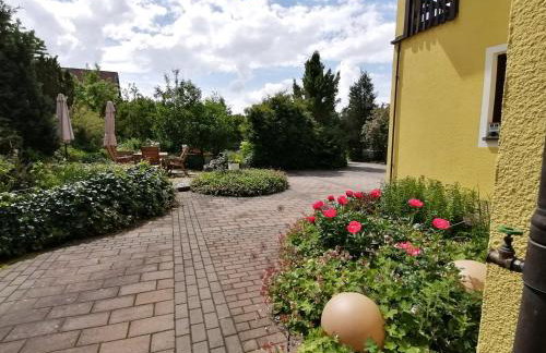 Apfelbluete und Paradies - Foto 20