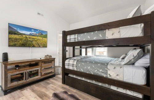 Mountain View Retreat at The Quarry - Sleeps 10! - Foto 29