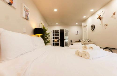 King Comfort - Bright and Modern 1BR Stay in Dunlap - Foto 16