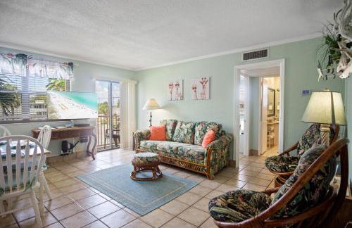 Majestic Beach Condo in Beachfront Resort in St Pete Beach - Foto 7