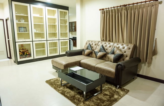 Family Villa Iona with Private Pool - Photo 21