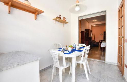 Cozy Apartment In Trappeto With Wifi - Photo 14