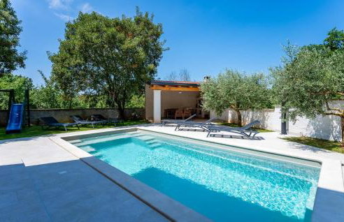 Beautiful Apartment In Beloci With Wifi - Foto 6