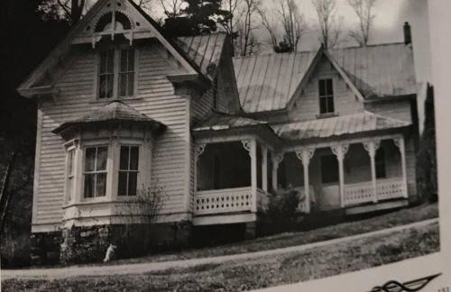 1878 Victorian Farm House near Asheville - Foto 58