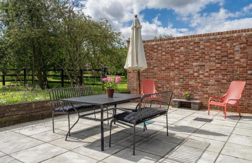 Contemporary Barn Harleston Norfolk - Photo 12