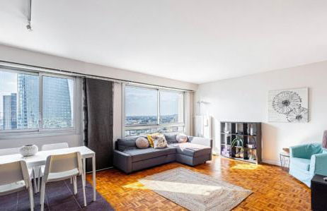 GuestReady - Chic retreat in La Défense - Foto 1