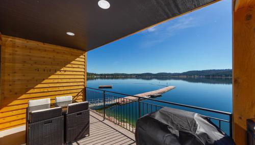 Gorgeous Triplex Unit With Spectacular Lake Views! - Foto 2