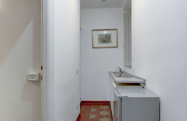 Charming Colosseum - Photo 17