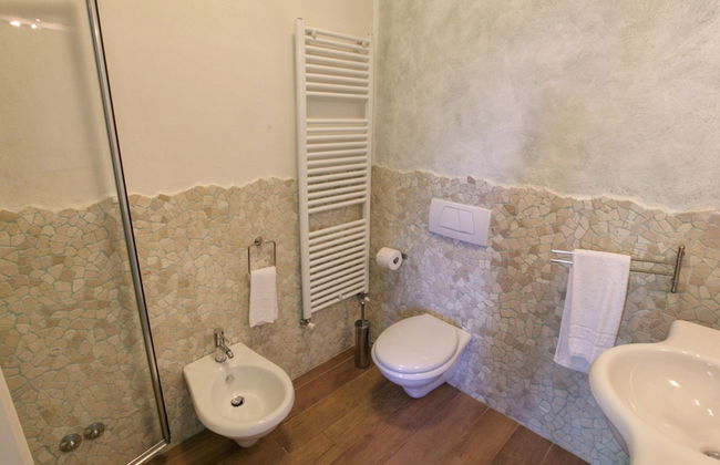 Mansion in San Valentino With Pool - Photo 18