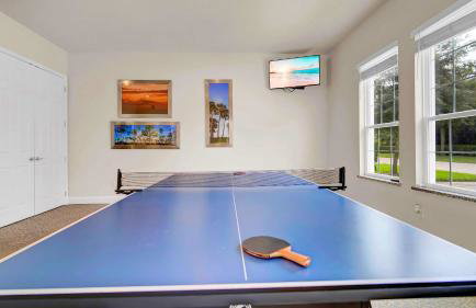 Trendy Thematic 3BR Townhouse with Private Pool - Foto 50