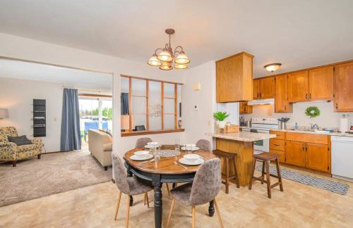 North Appleton Family Home - 3 bedroom Fenced Yard - Foto 2