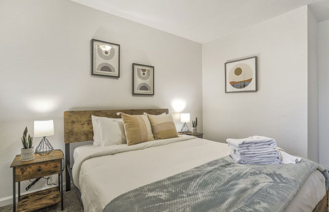 2 Bears Combined - Photo 14