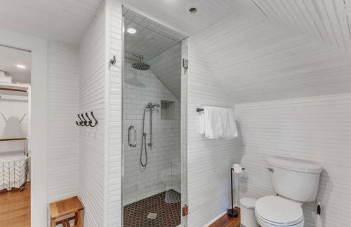 Newly Renovated Carriage House - Foto 26