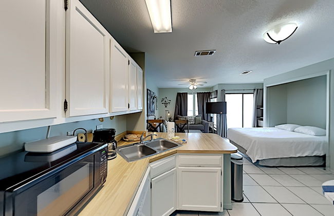 Sandpiper Cove by Southern Vacation Rentals - Photo 31