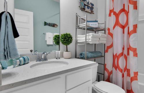 Min2Beach, 6SeatGolfCart, OceanViewPools, BeachEquip, Lg Patio&Firepit - Foto 35