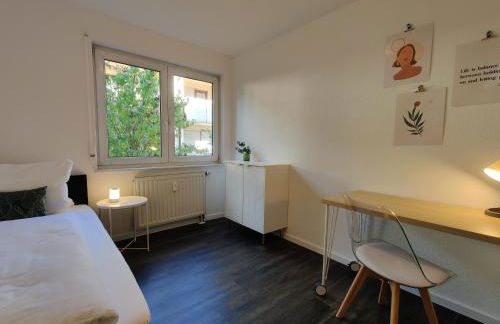 85qm, 4 bedroom, parking, King-Bed, Wifi, Netflix - Foto 12