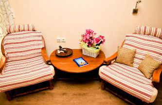 Home Suites - Photo 39