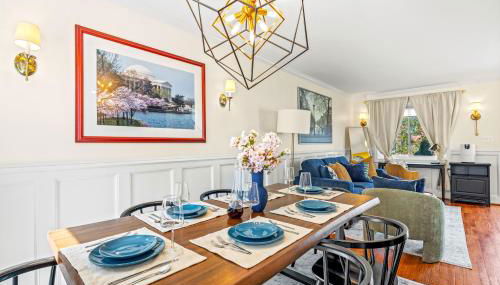 Book Now!- Fenced Yard - BBQ Grill & 4 Tvs -Luxury Getaway -Floyd's Freedom- - Foto 3