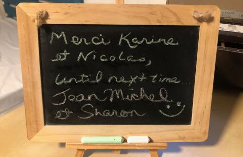 Studio de charme pour séjour tranquille à deux - Groupama Stadium - LDLC Aréna - Fiducial Astéria - Eurexpo - Aéroport St Exupéry - Base nautique du Grand Large - Foto 75