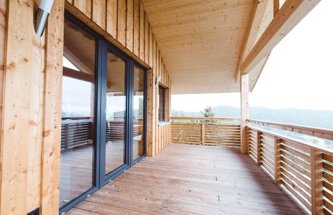 Chalet in Alps Near Ski Slopes With Jacuzzi - Photo 29