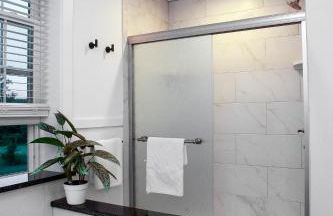 Farmhouse Broad Brook: Comfort & Charm. - Foto 15