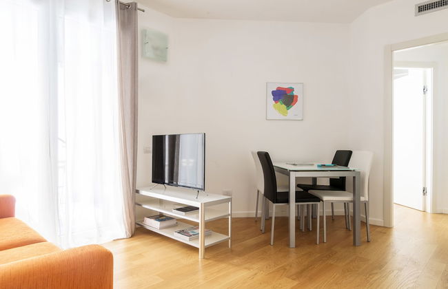 Home At Hotel - Fara - Photo 10