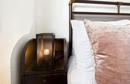 5-Bed Retreat with Hot Tub, Garden & Relaxing Views - Foto 36