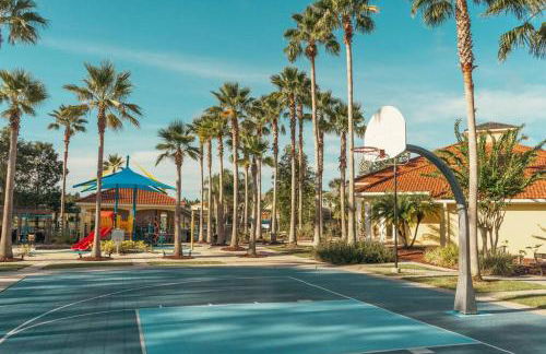 Roomy House Near Disney with Resort Pool and Patio BBQ - Foto 63