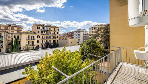 YD Bright 2-Bedroom Retreat with Elevator - Foto 5