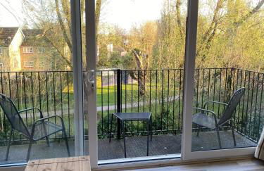 Marina View Penthouse Apt 2BR Parking St Neots Town Centre - Foto 83