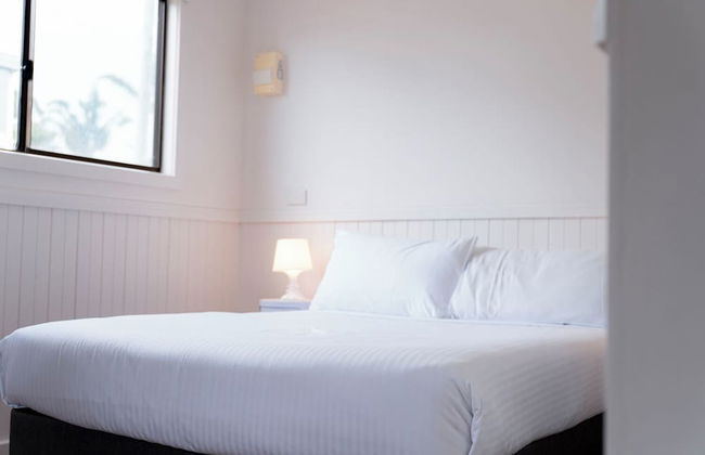 The Black Dolphin Holiday Park - Photo 21